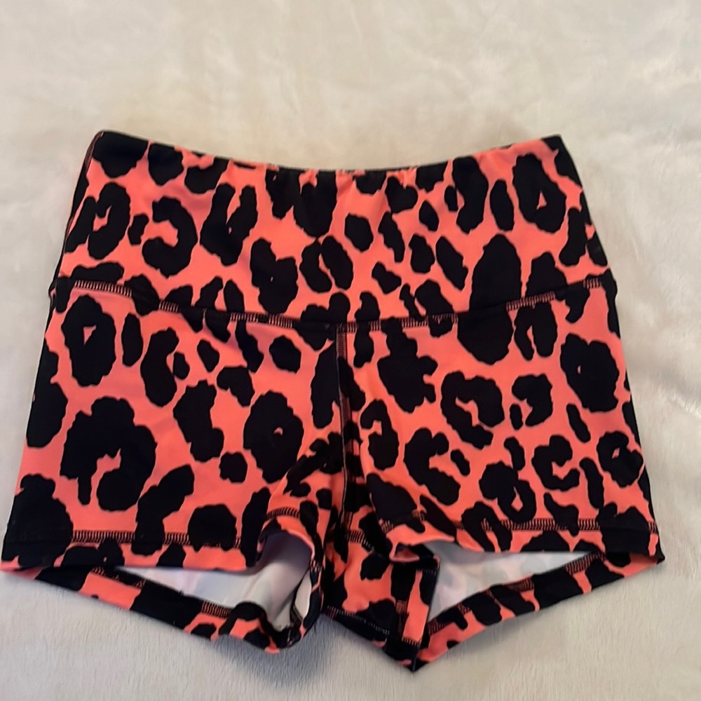 FLEO shorts xs